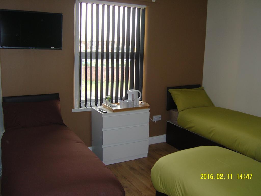 The Kop View Hotel Liverpool Buitenkant foto