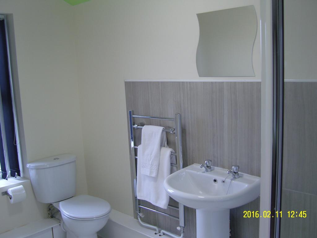 The Kop View Hotel Liverpool Buitenkant foto