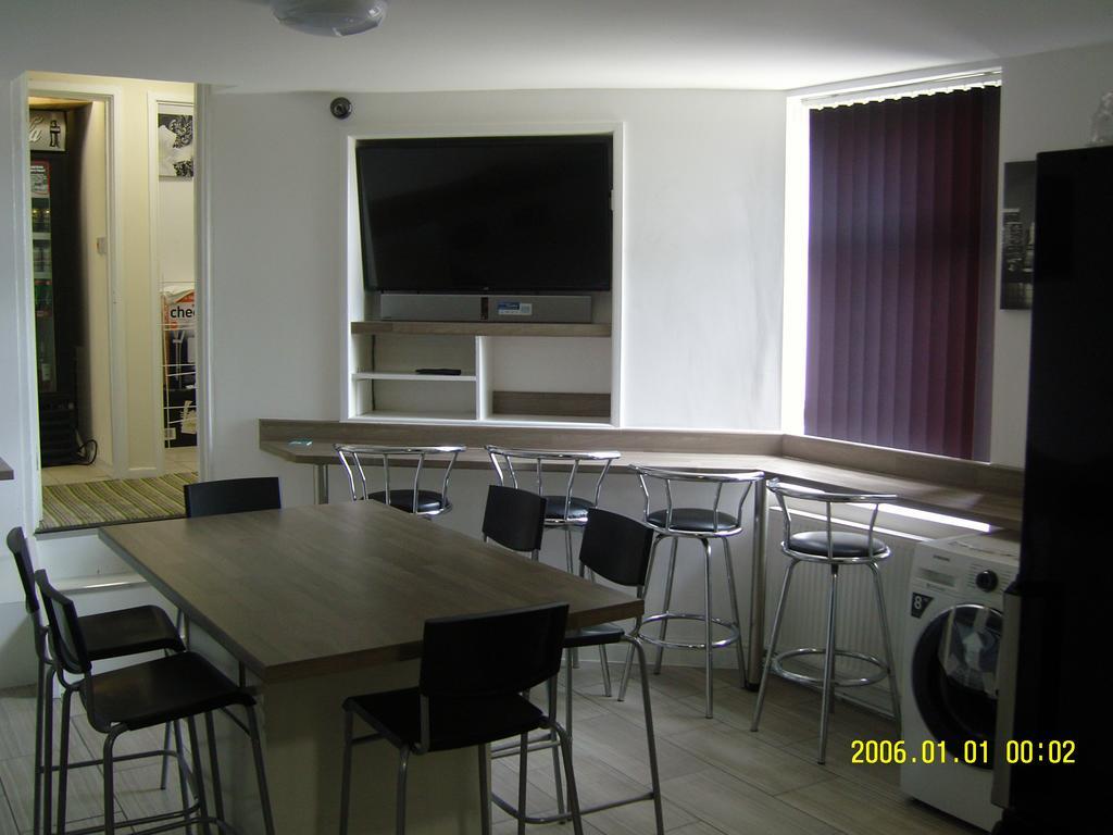 The Kop View Hotel Liverpool Buitenkant foto