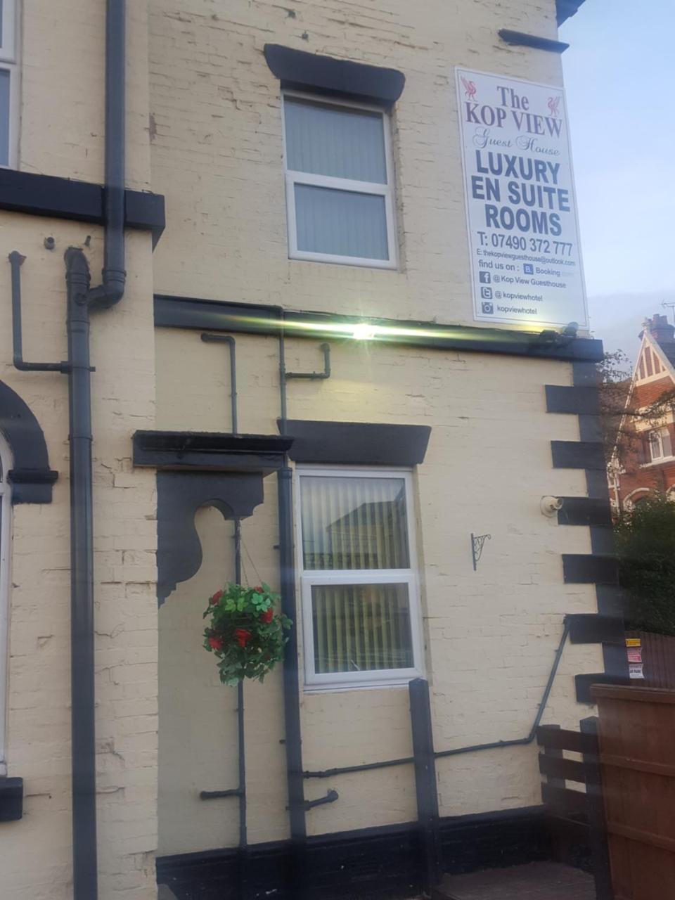 The Kop View Hotel Liverpool Buitenkant foto